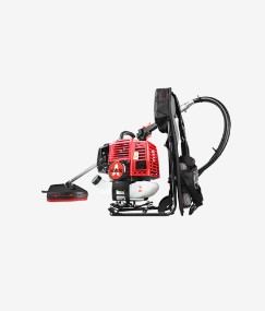 Bakit mas mahusay ang isang brushcutter kaysa sa isang regular na lawnmower?